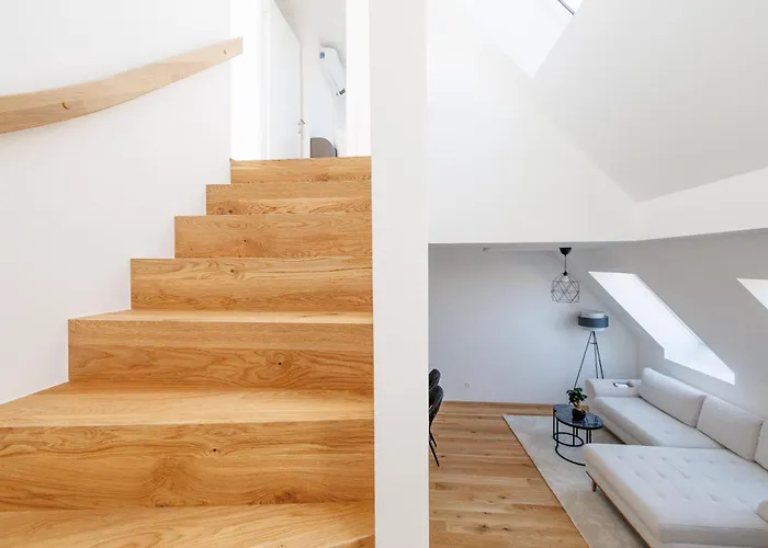 Апартаменти Symphony 38 - Modern Loft With Terrace And Grill In Location *