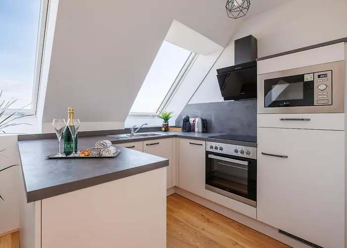 Апартаменти Symphony 38 - Modern Loft With Terrace And Grill In Location *