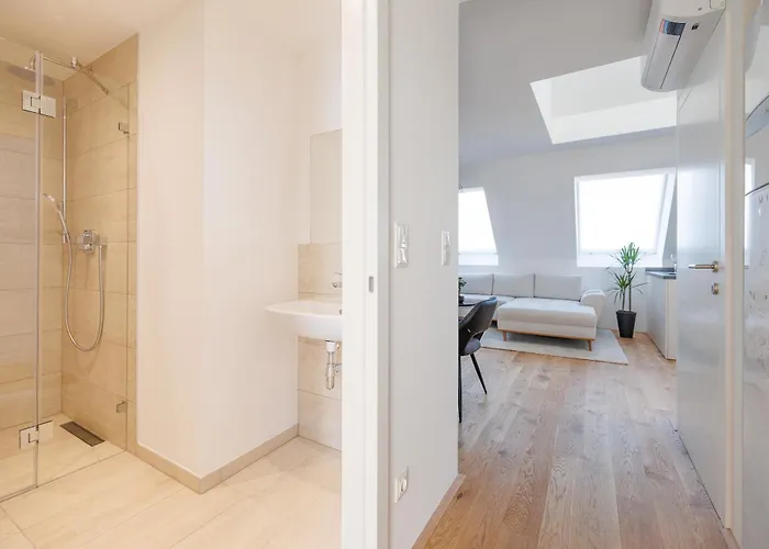 Апартаменти Symphony 38 - Modern Loft With Terrace And Grill In Location *